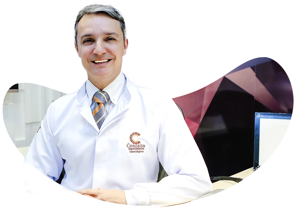 Dr. Luciano Siade Manzan