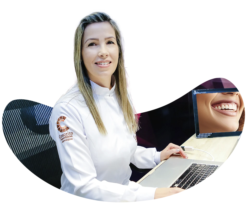 Dra. Flávia Manzan